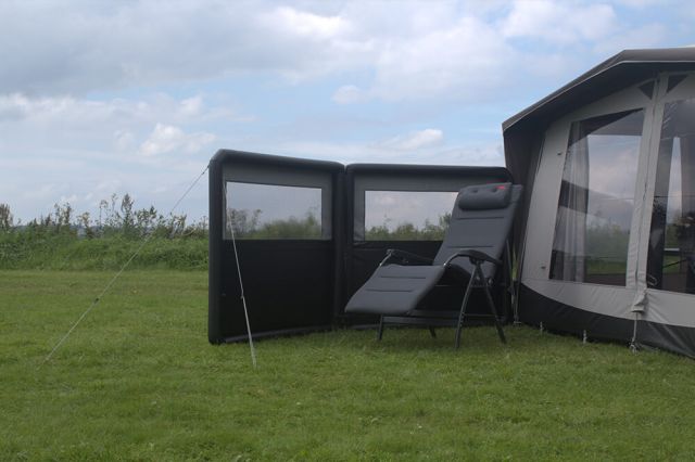 Telta Inflatable Windbreak