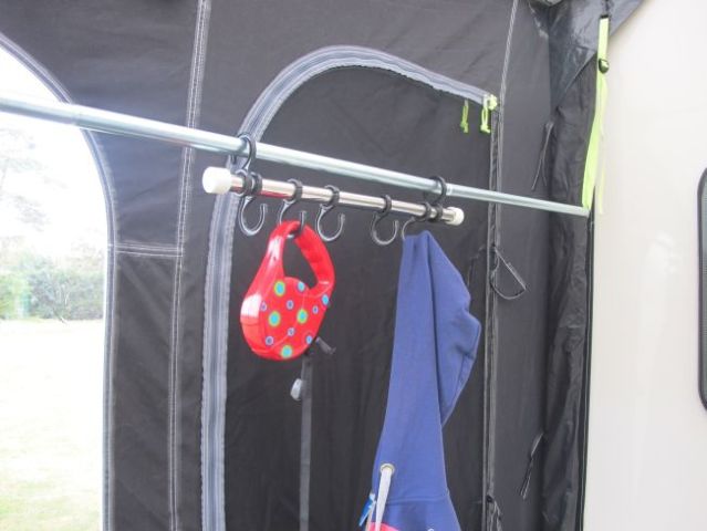 Dometic Awning Hanging Rail (Front to Rear)